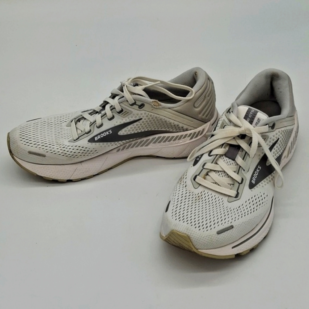 Brooks Adrenaline GTS 22 Running Shoes White/Oyster/Primer Grey 9.5